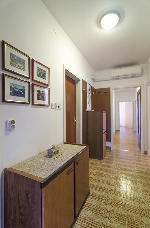 Apartments Lada 1217 Premantura Bagian luar foto