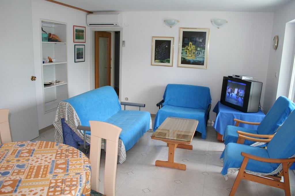 Apartments Lada 1217 Premantura Bagian luar foto